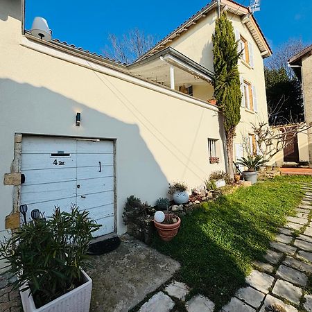 Chambre D'Hotes Du Vieux Collonges Bed & Breakfast Exterior photo